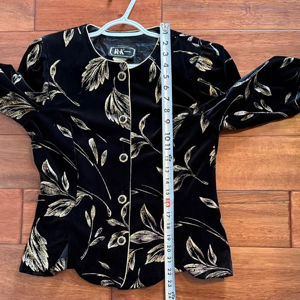 Vintage R&K Evening black velvet with gold accent top EUC Size 12 - Picture 8 of 9